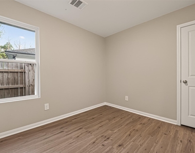 16495 Jasmine Marie Place - Photo Thumbnail 21