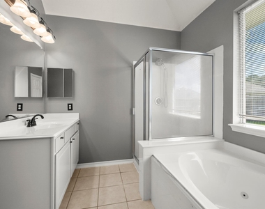21702 Mileham Lane - Photo Thumbnail 17