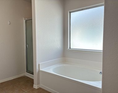 14427 Cellini Drive - Photo Thumbnail 21