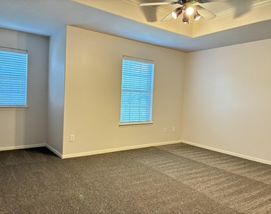 14427 Cellini Drive - Photo Thumbnail 25