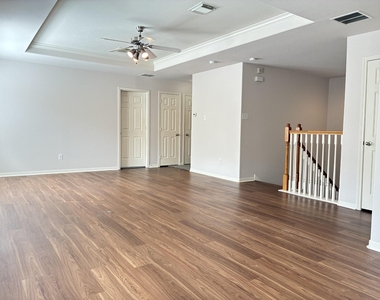 14427 Cellini Drive - Photo Thumbnail 15