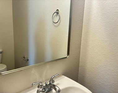 14427 Cellini Drive - Photo Thumbnail 9