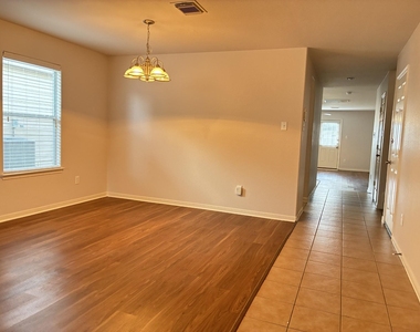 14427 Cellini Drive - Photo Thumbnail 3