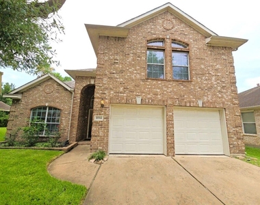 16514 Bluff Springs Drive - Photo Thumbnail 38