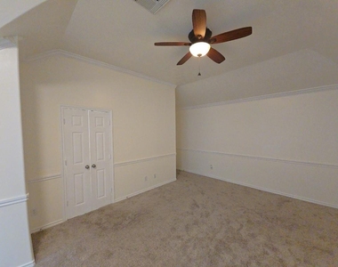 16514 Bluff Springs Drive - Photo Thumbnail 13