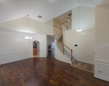 16514 Bluff Springs Drive - Photo Thumbnail 5