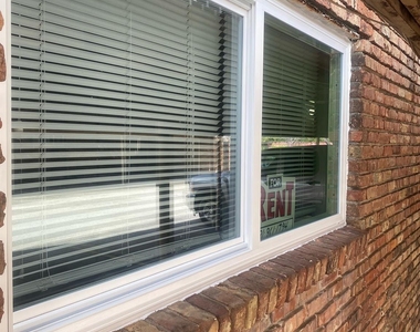 5353 Richmond Avenue - Photo Thumbnail 8