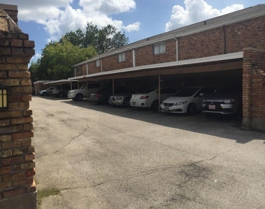 5353 Richmond Avenue - Photo Thumbnail 9
