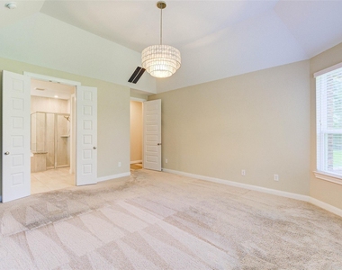 4022 Steep Woods Drive - Photo Thumbnail 12