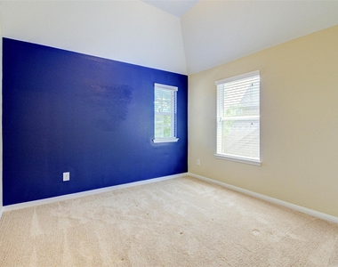 4022 Steep Woods Drive - Photo Thumbnail 26