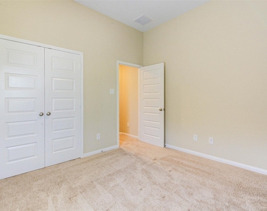 4022 Steep Woods Drive - Photo Thumbnail 27