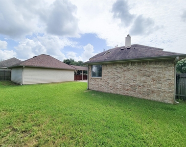 17715 Laguna Trail Drive - Photo Thumbnail 41