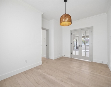 4823 Jaymar Drive - Photo Thumbnail 7