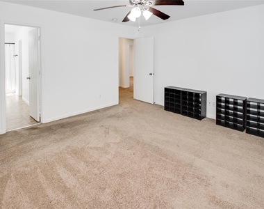 11346 Log Cabin Lane - Photo Thumbnail 9