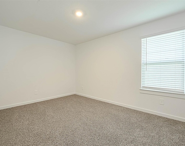 2732 Willow Gulch Way - Photo Thumbnail 32