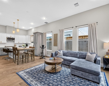 803 Thornton Road - Photo Thumbnail 22