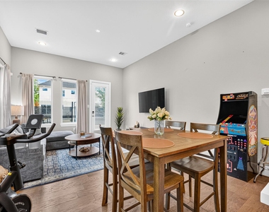 803 Thornton Road - Photo Thumbnail 16