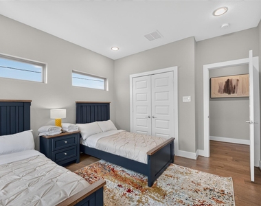 803 Thornton Road - Photo Thumbnail 31