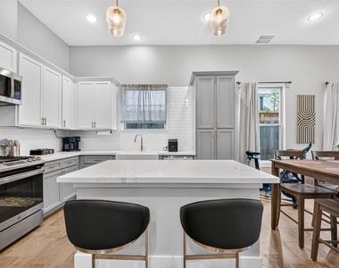 803 Thornton Road - Photo Thumbnail 10