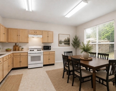 914 Colewick Court - Photo Thumbnail 5