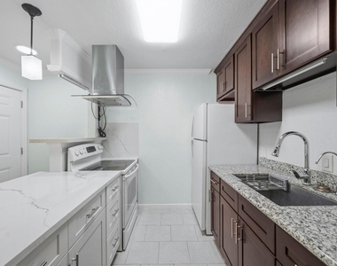 10211 Sugar Branch Drive - Photo Thumbnail 6