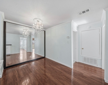 10211 Sugar Branch Drive - Photo Thumbnail 9