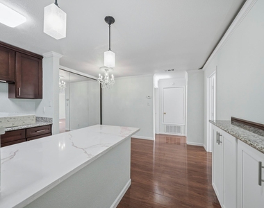 10211 Sugar Branch Drive - Photo Thumbnail 8