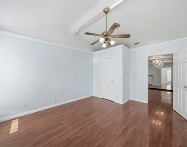 10211 Sugar Branch Drive - Photo Thumbnail 15