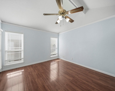 10211 Sugar Branch Drive - Photo Thumbnail 14