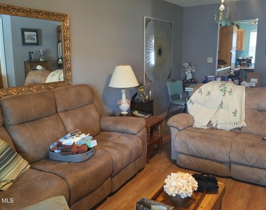 1321 Cheney Highway - Photo Thumbnail 5