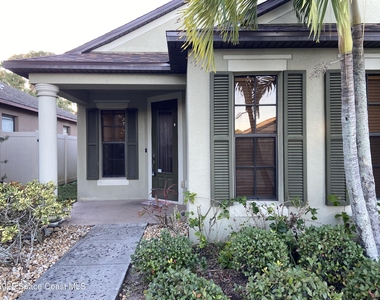 2552 Glenridge Circle - Photo Thumbnail 2