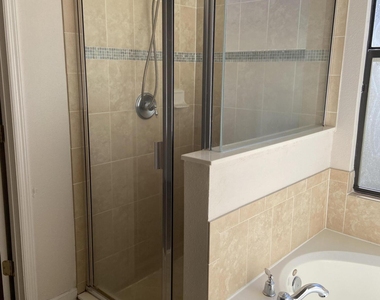 2552 Glenridge Circle - Photo Thumbnail 22