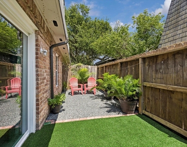 8939 Gaylord Street - Photo Thumbnail 17