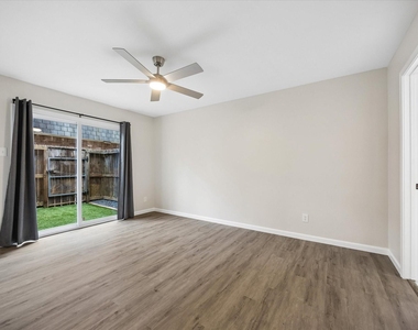 8939 Gaylord Street - Photo Thumbnail 10