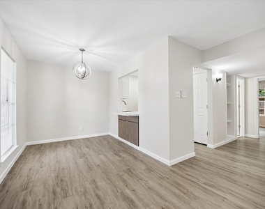 8939 Gaylord Street - Photo Thumbnail 4
