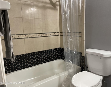 890 Nw Serenade Street Nw - Photo Thumbnail 14