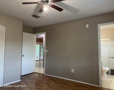 890 Nw Serenade Street Nw - Photo Thumbnail 9