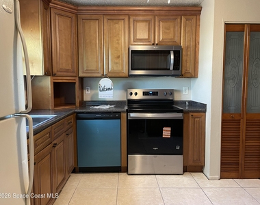 890 Nw Serenade Street Nw - Photo Thumbnail 1
