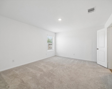 21583 Casavatore Dr - Photo Thumbnail 9