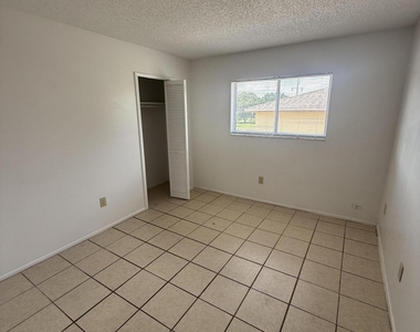 3920 Essex Street - Photo Thumbnail 6
