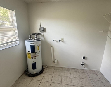3920 Essex Street - Photo Thumbnail 9