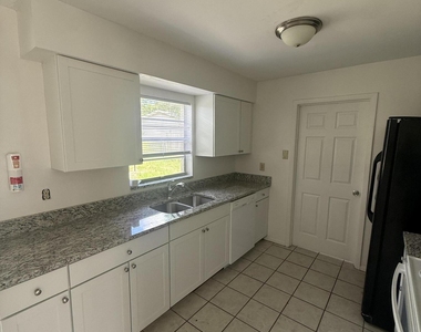 3920 Essex Street - Photo Thumbnail 3