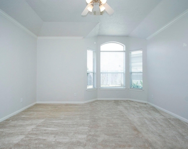 2414 Hannover Valley Court - Photo Thumbnail 28