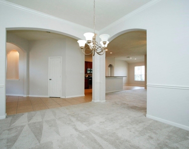 2414 Hannover Valley Court - Photo Thumbnail 14