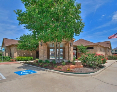 2414 Hannover Valley Court - Photo Thumbnail 48