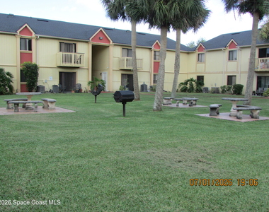 2190 Forest Knoll Drive Ne - Photo Thumbnail 2