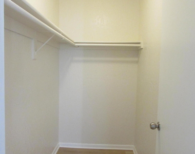 2190 Forest Knoll Drive Ne - Photo Thumbnail 19