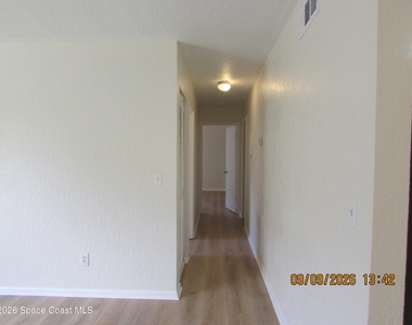 2190 Forest Knoll Drive Ne - Photo Thumbnail 12