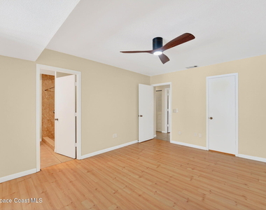 1340 Mariposa Drive Ne - Photo Thumbnail 23