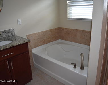 518 Dillard Drive Se - Photo Thumbnail 18